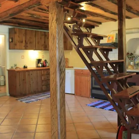 度假居 Farmhouse For Nature Lovers 扎戈拉